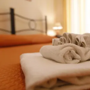 bb-del-corso-catania.catania-hotels.net/